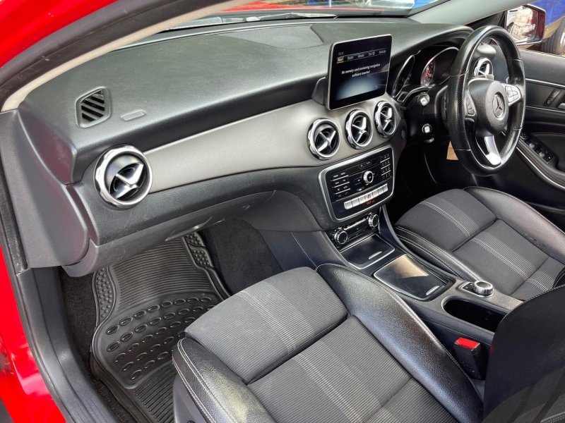 MERCEDES-BENZ GLA CLASS