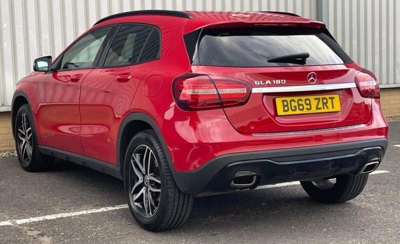 MERCEDES-BENZ GLA CLASS