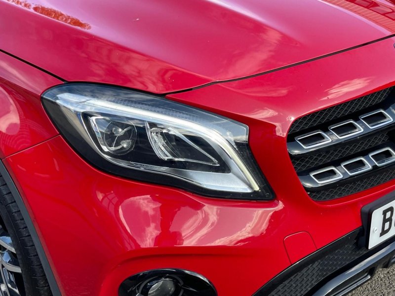 MERCEDES-BENZ GLA CLASS