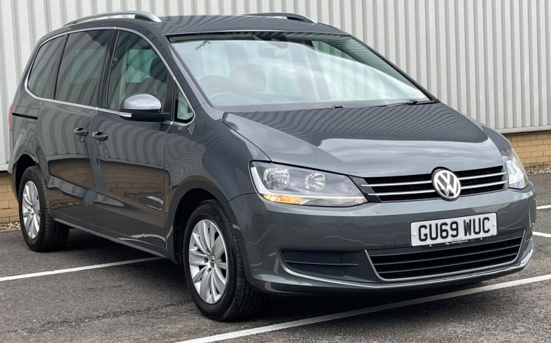 VOLKSWAGEN SHARAN