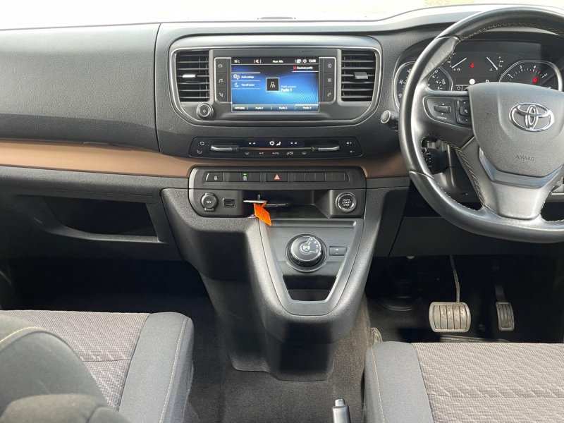 TOYOTA PROACE VERSO