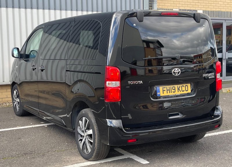 TOYOTA PROACE VERSO