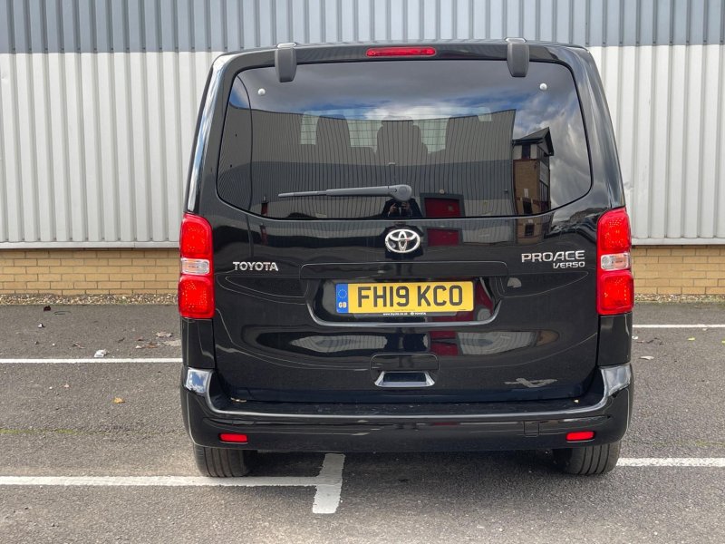 TOYOTA PROACE VERSO