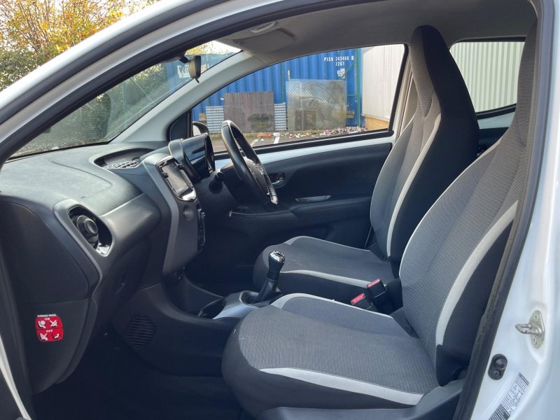 TOYOTA AYGO