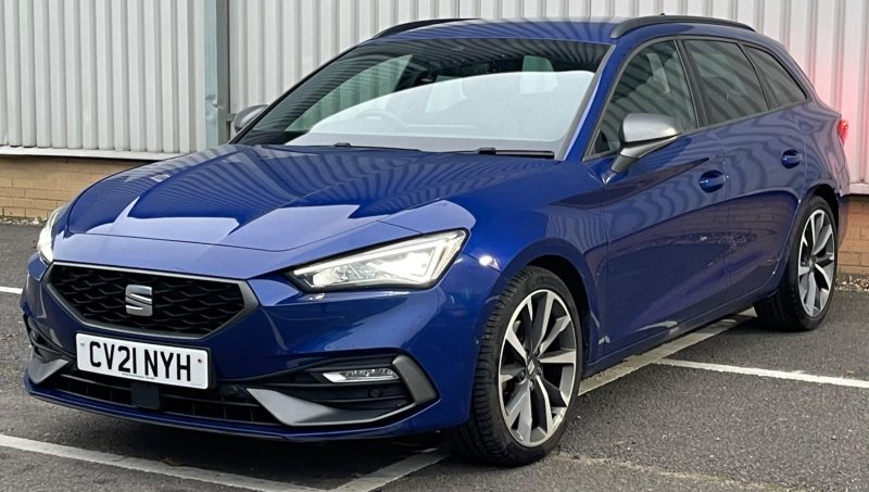 SEAT LEON