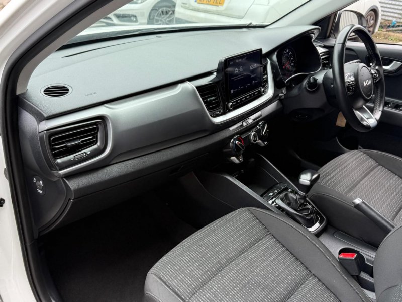 KIA STONIC