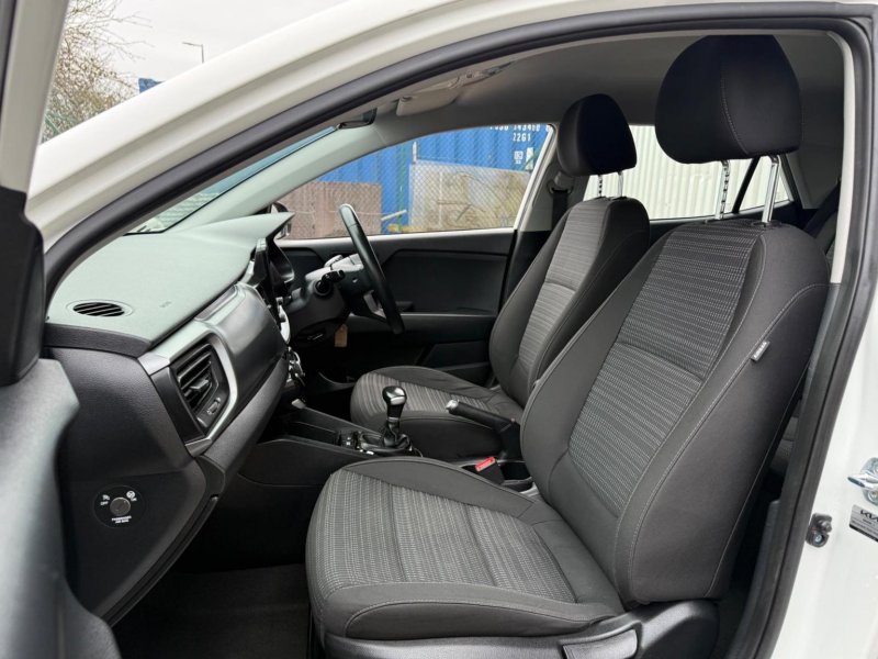 KIA STONIC