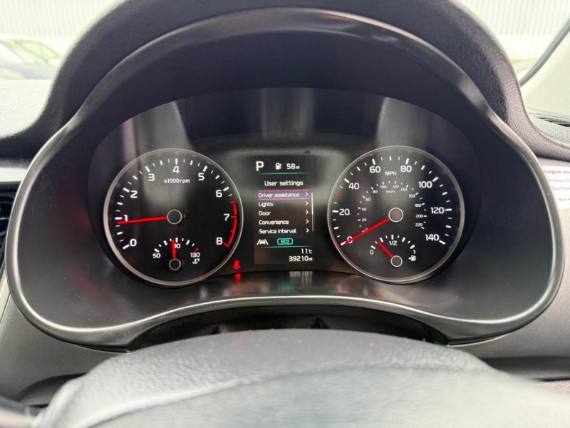 KIA STONIC