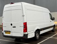 MERCEDES-BENZ SPRINTER
