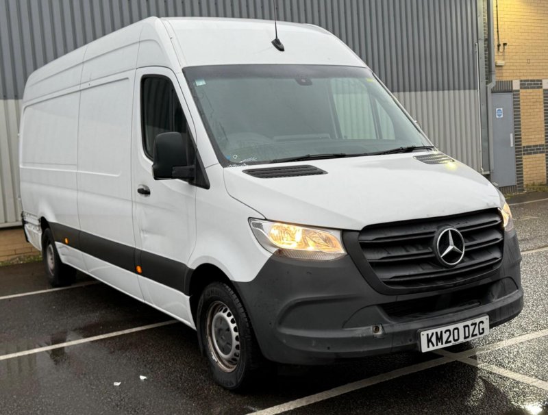 MERCEDES-BENZ SPRINTER