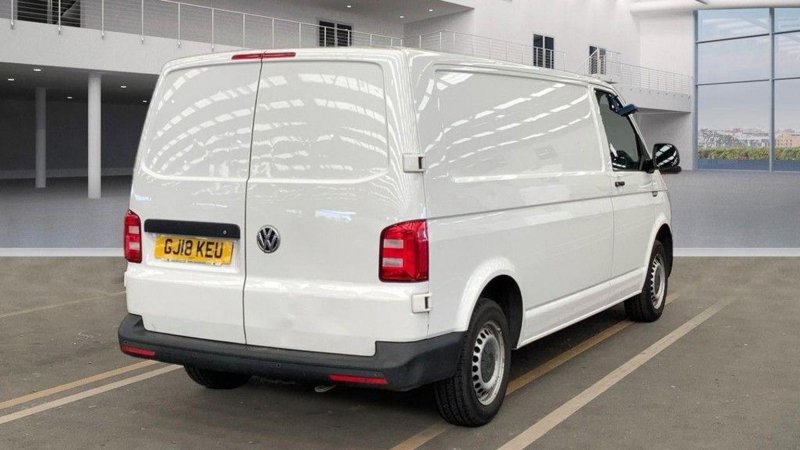 VOLKSWAGEN TRANSPORTER