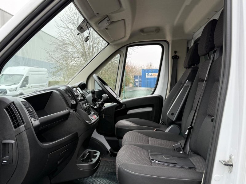 PEUGEOT BOXER