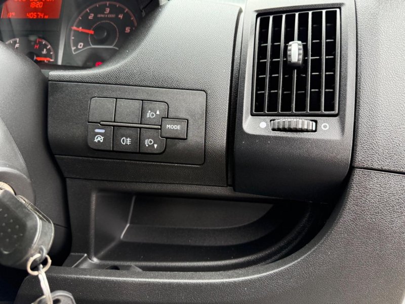 PEUGEOT BOXER