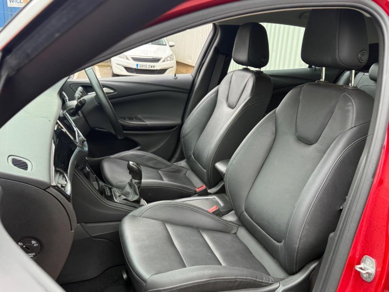 VAUXHALL ASTRA