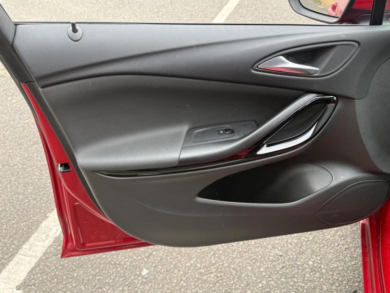 VAUXHALL ASTRA