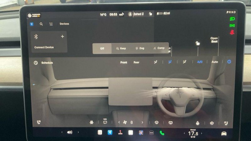 TESLA MODEL Y